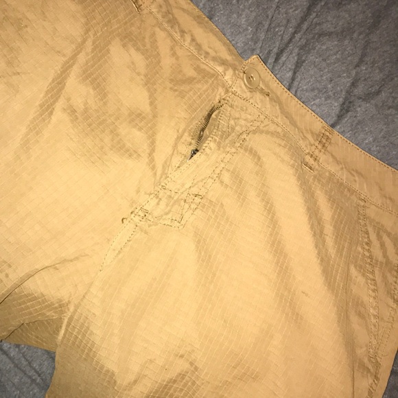 Shorts - Picture 4 of 5